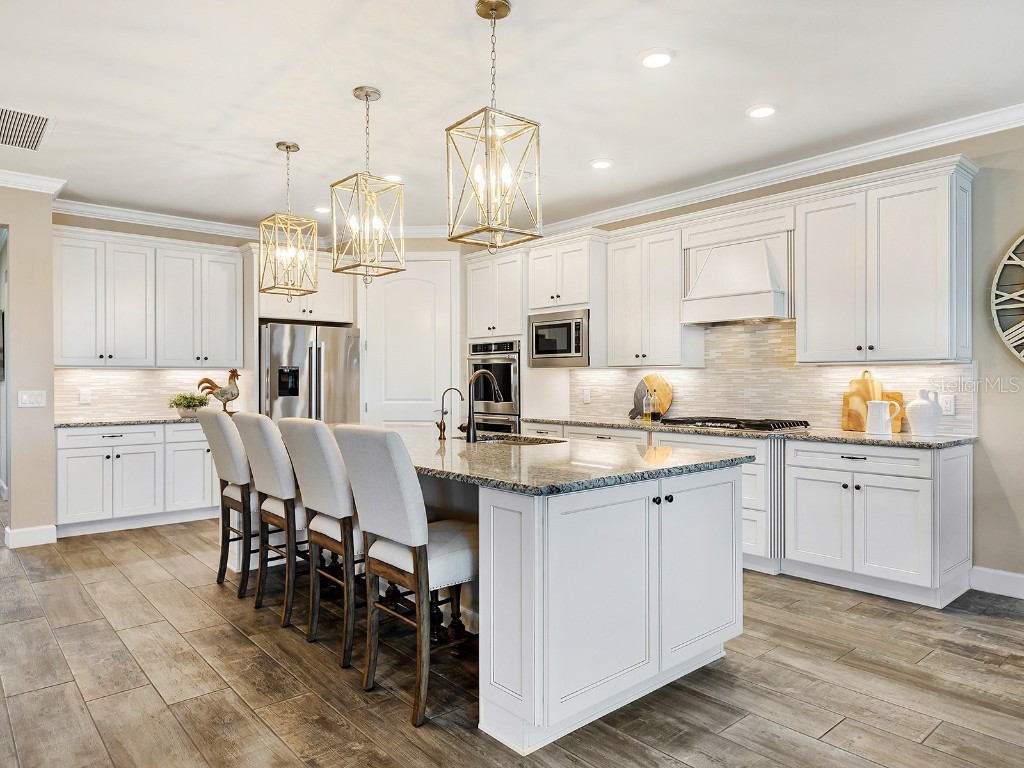 7884 Grande Shores Drive Sarasota FL 34240 A4665285 image20