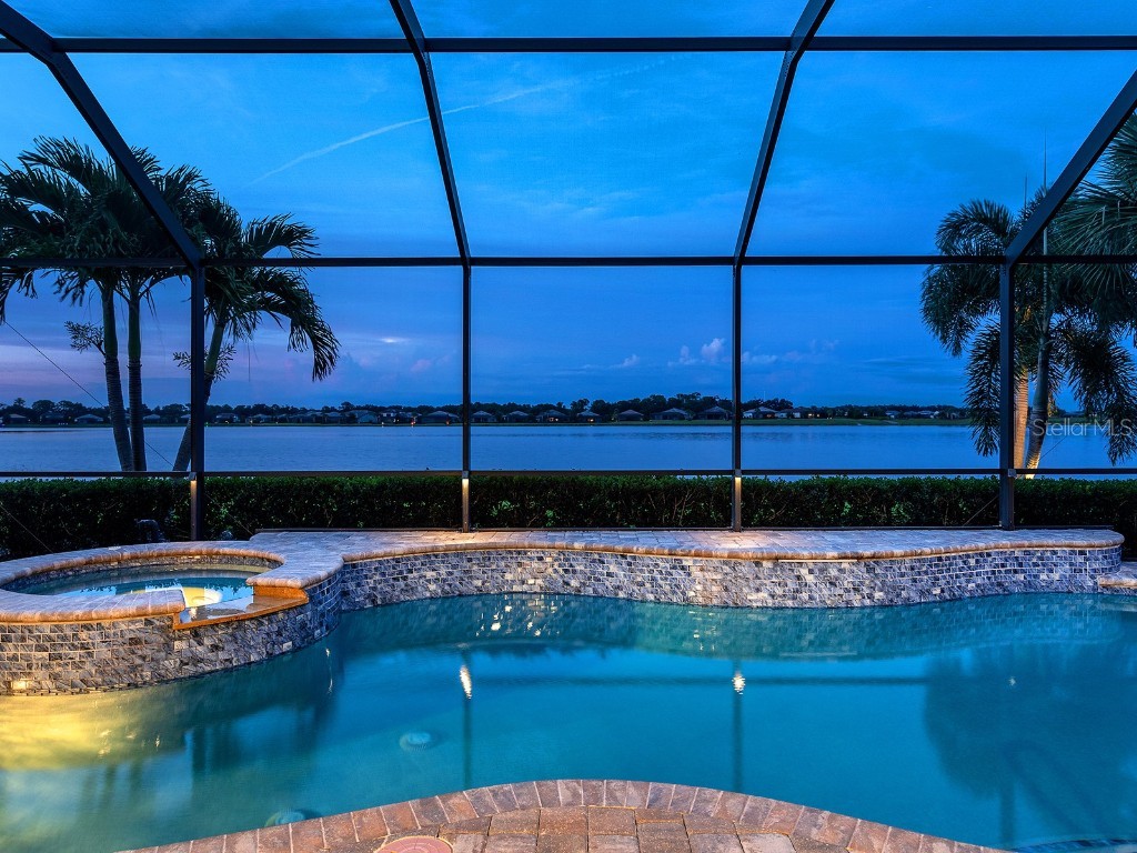 7884 Grande Shores Drive Sarasota FL 34240 A4665285 image4