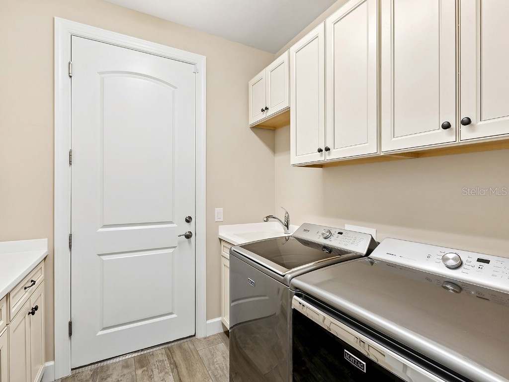 7884 Grande Shores Drive Sarasota FL 34240 A4665285 image48