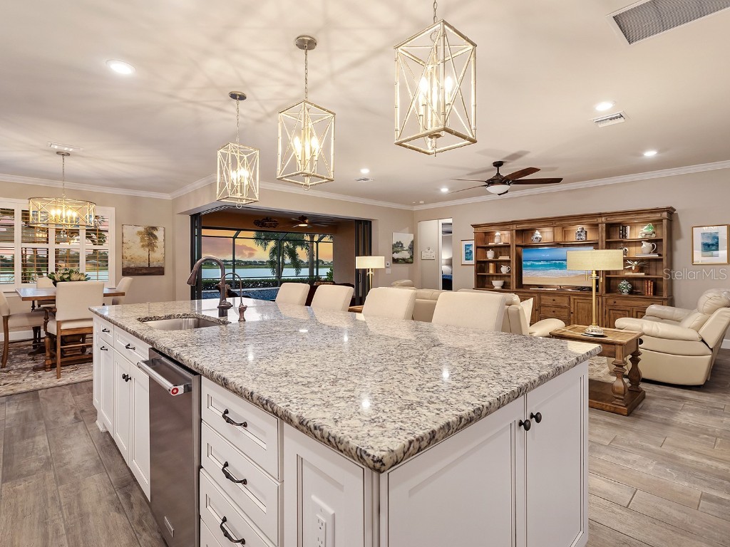 7884 Grande Shores Drive Sarasota FL 34240 A4665285 image9