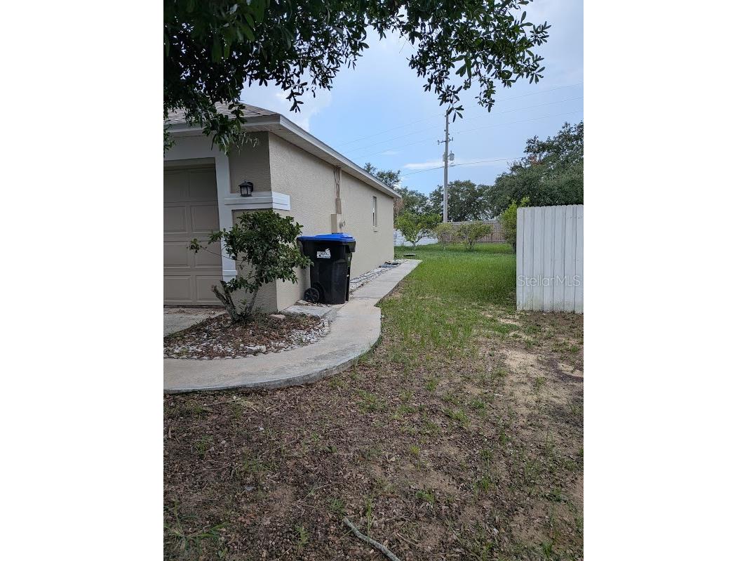 7885 Camlyn Court Orlando FL 32818 V4949782 image3