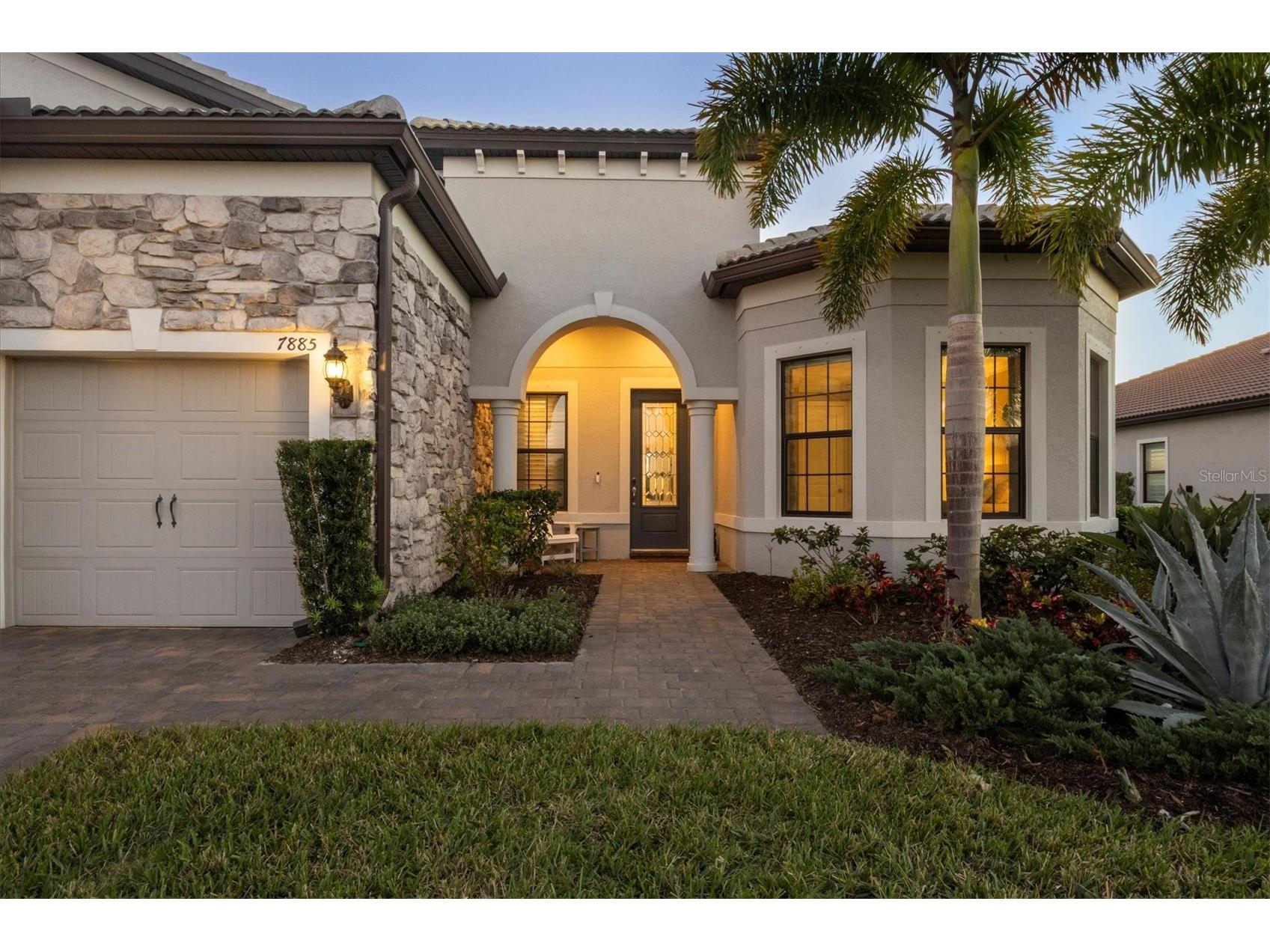 7885 Mainsail Lane Sarasota FL 34240 A4682351 image3