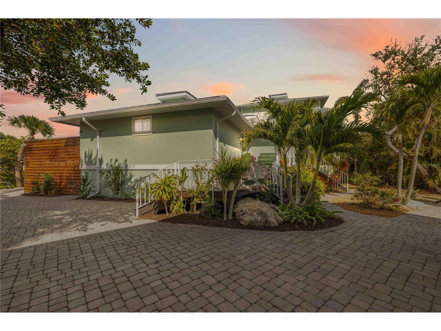 7885 Manasota Key Road Englewood FL 34223 - LEMON BAY A4684954 image3