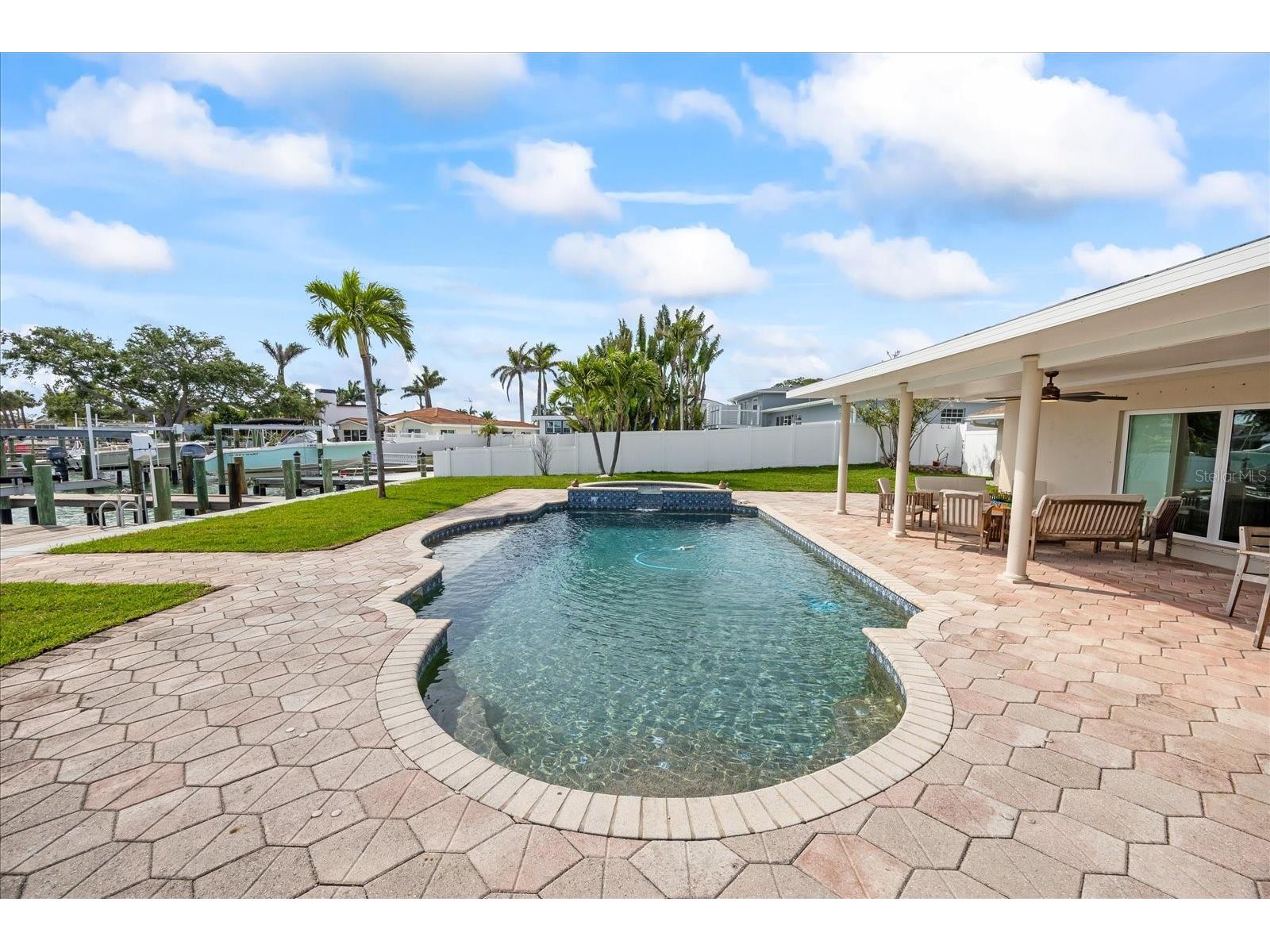 7886 9th Avenue S Saint Petersburg FL 33707 - BOCA CIEGA BAY TB8486221 image49