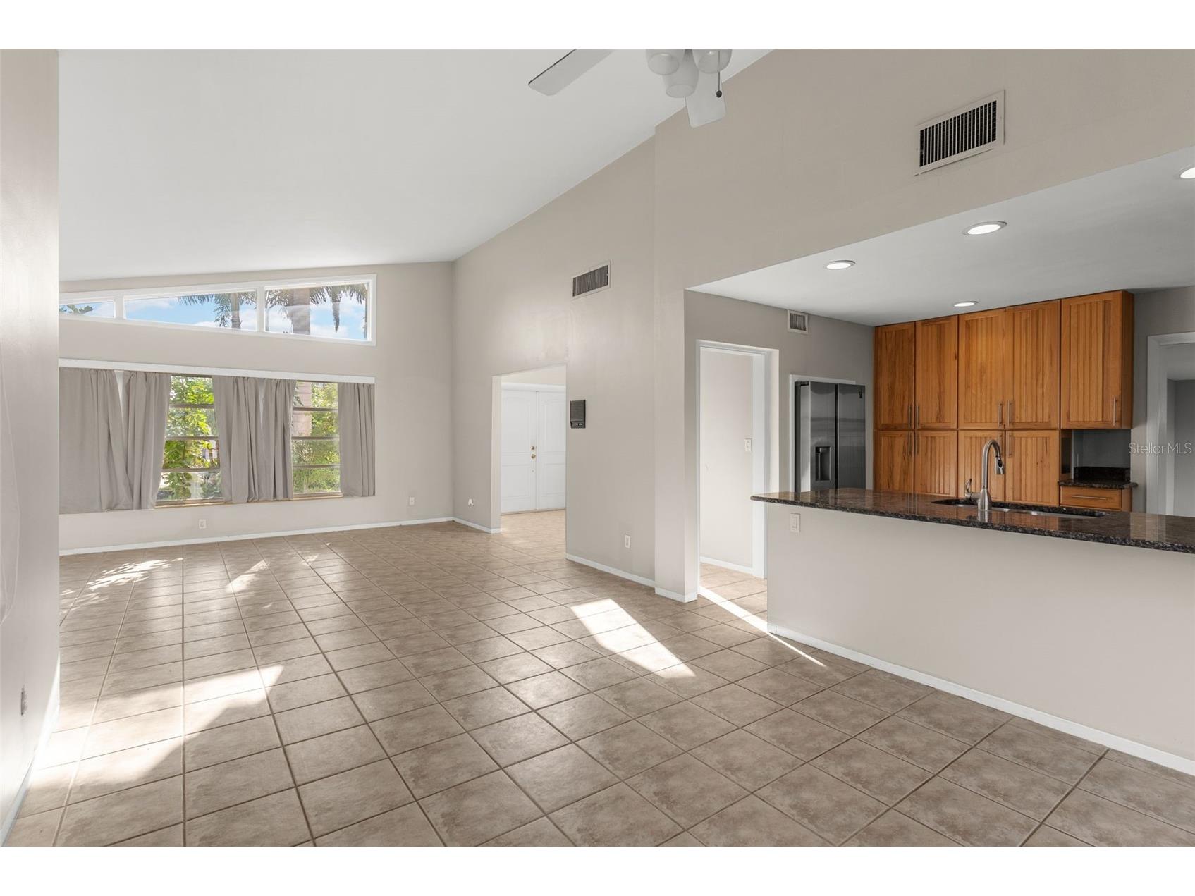 7887 9th Avenue S Saint Petersburg FL 33707 TB8495871 image10
