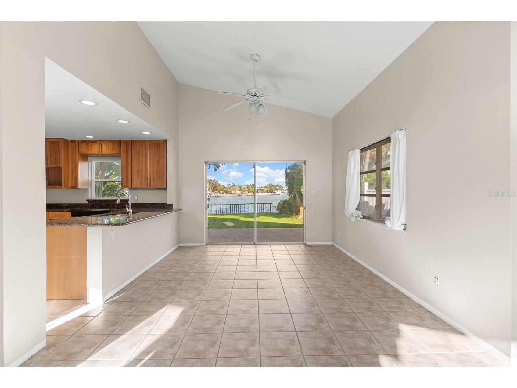 7887 9th Avenue S Saint Petersburg FL 33707 TB8495871 image11