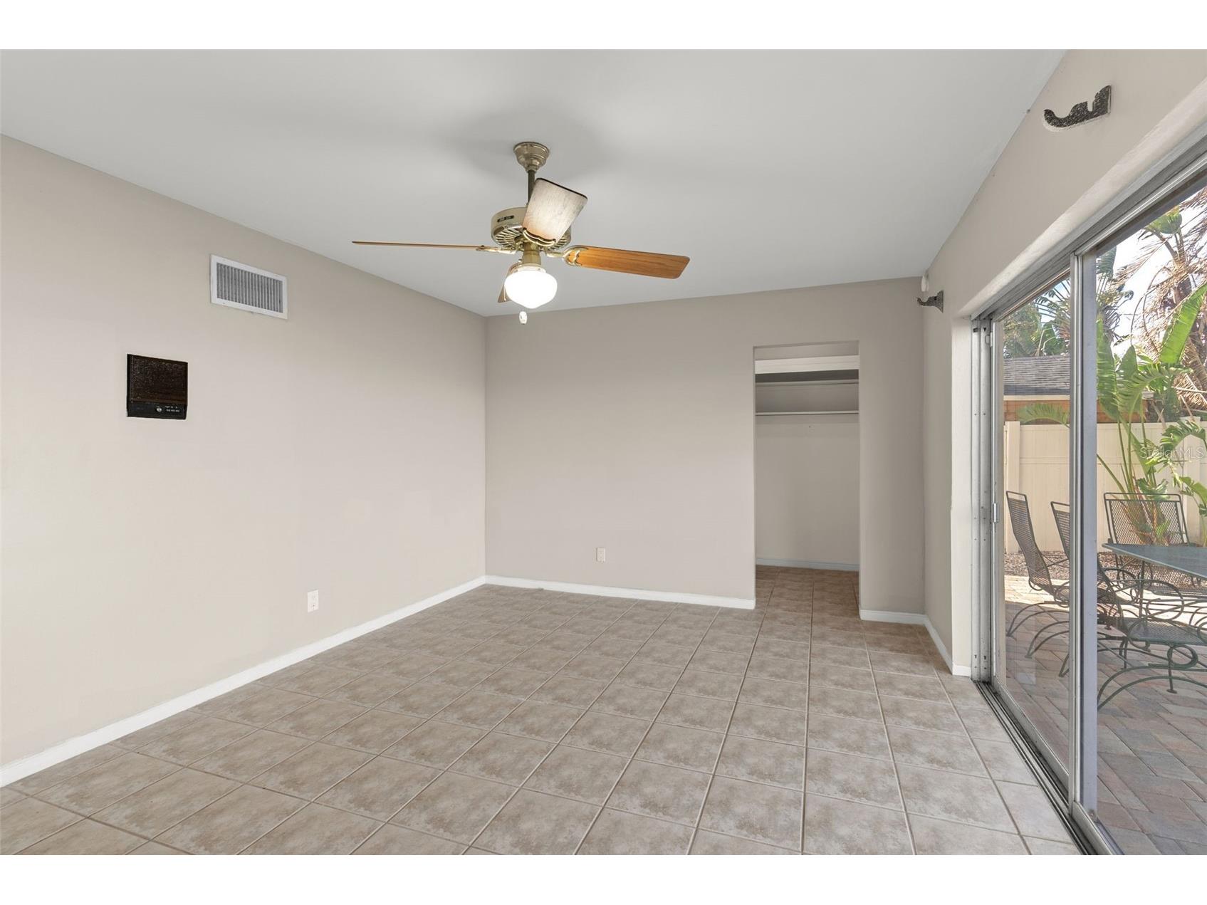 7887 9th Avenue S Saint Petersburg FL 33707 TB8495871 image15