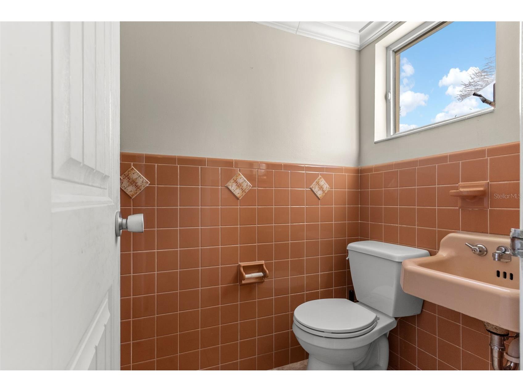 7887 9th Avenue S Saint Petersburg FL 33707 TB8495871 image17