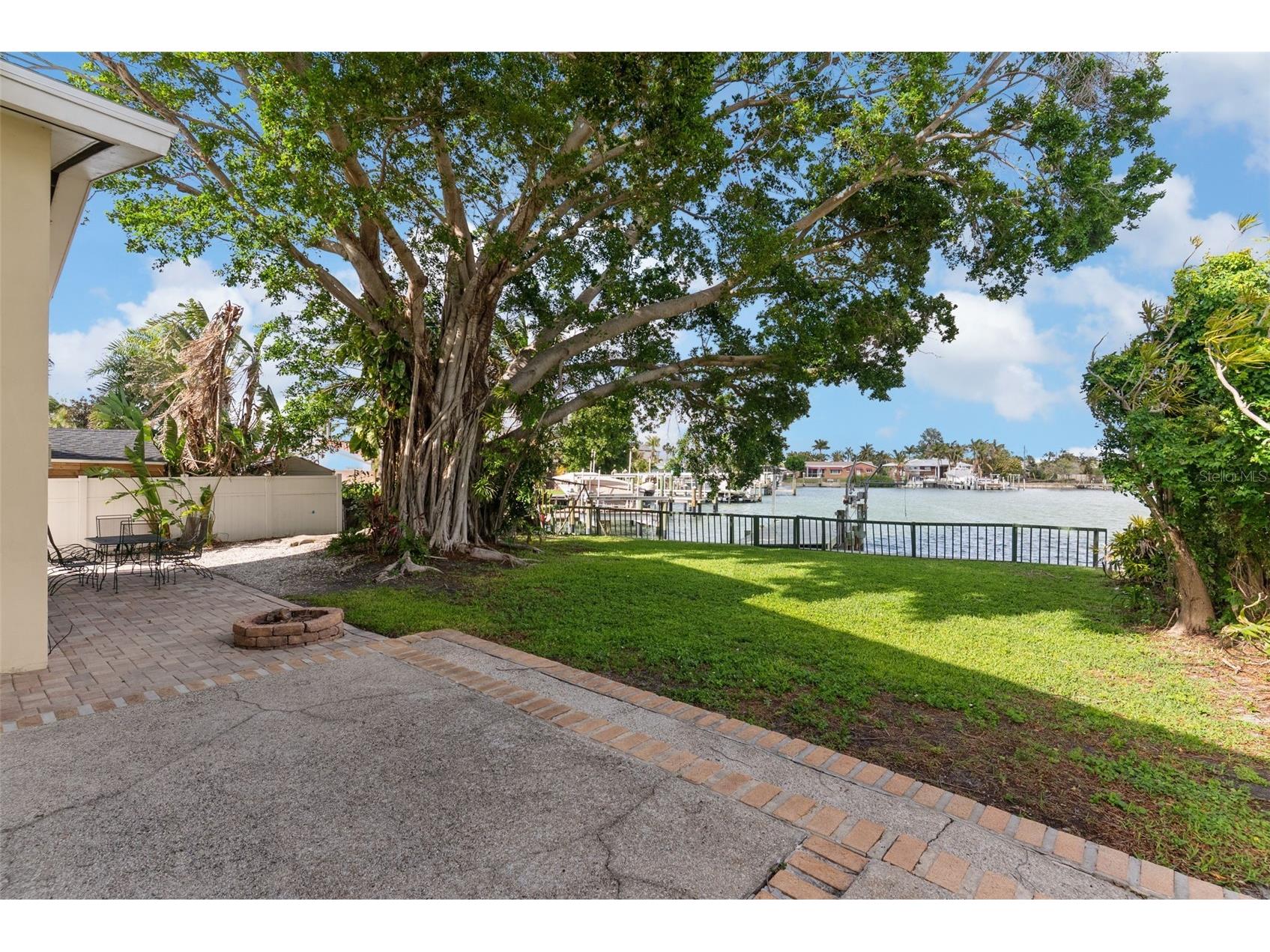 7887 9th Avenue S Saint Petersburg FL 33707 TB8495871 image31