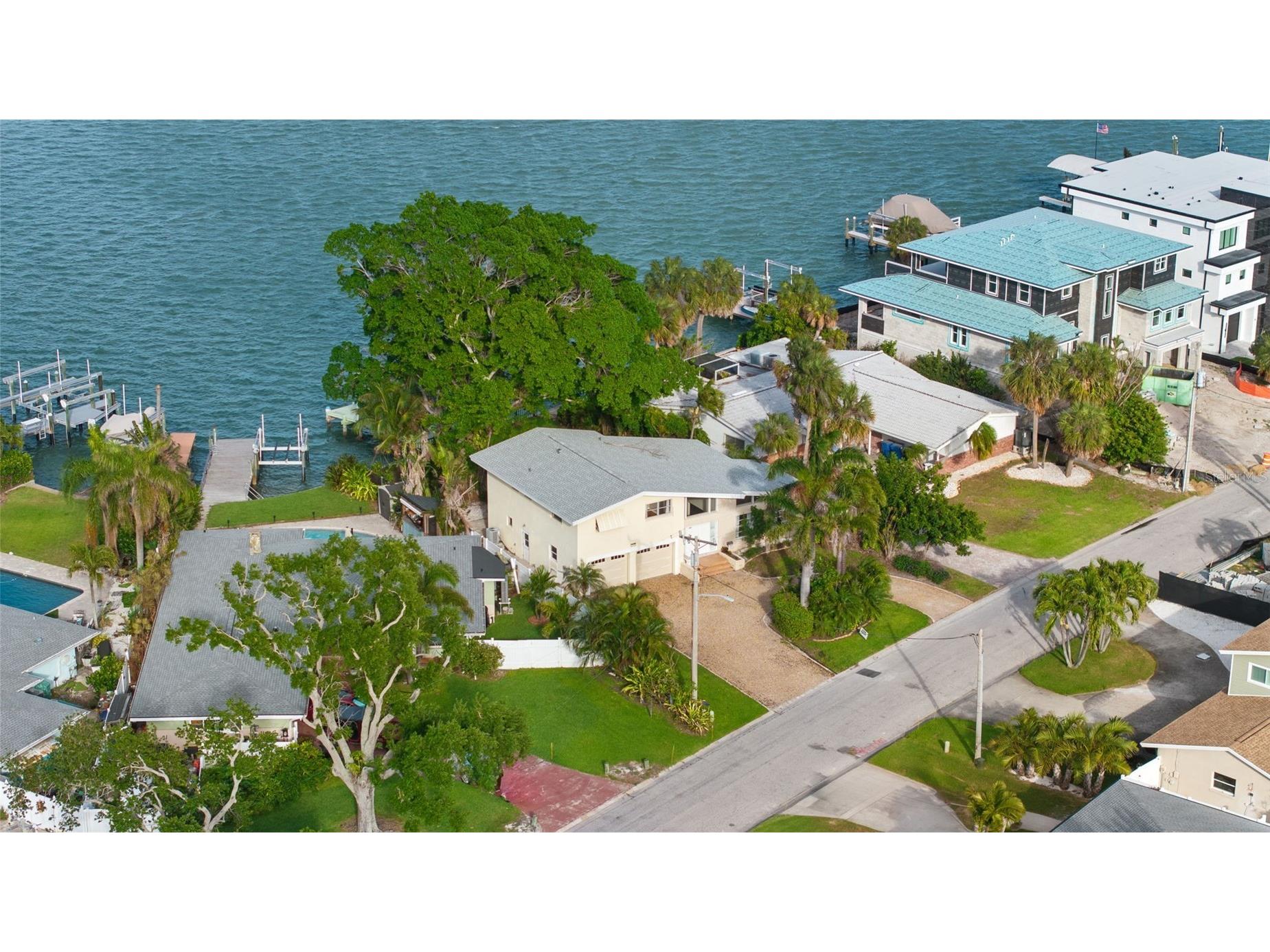 7887 9th Avenue S Saint Petersburg FL 33707 TB8495871 image35