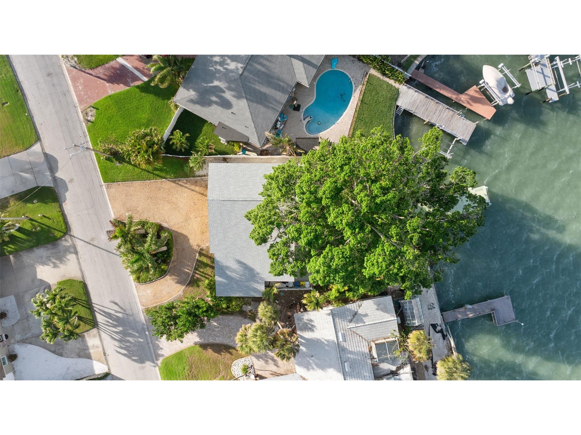7887 9th Avenue S Saint Petersburg FL 33707 TB8495871 image44