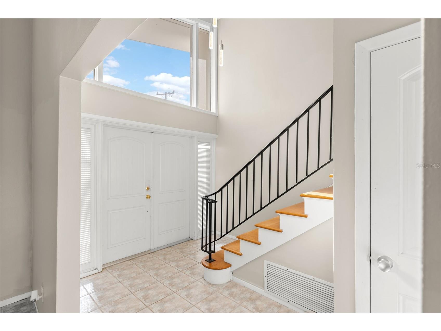 7887 9th Avenue S Saint Petersburg FL 33707 TB8495871 image6