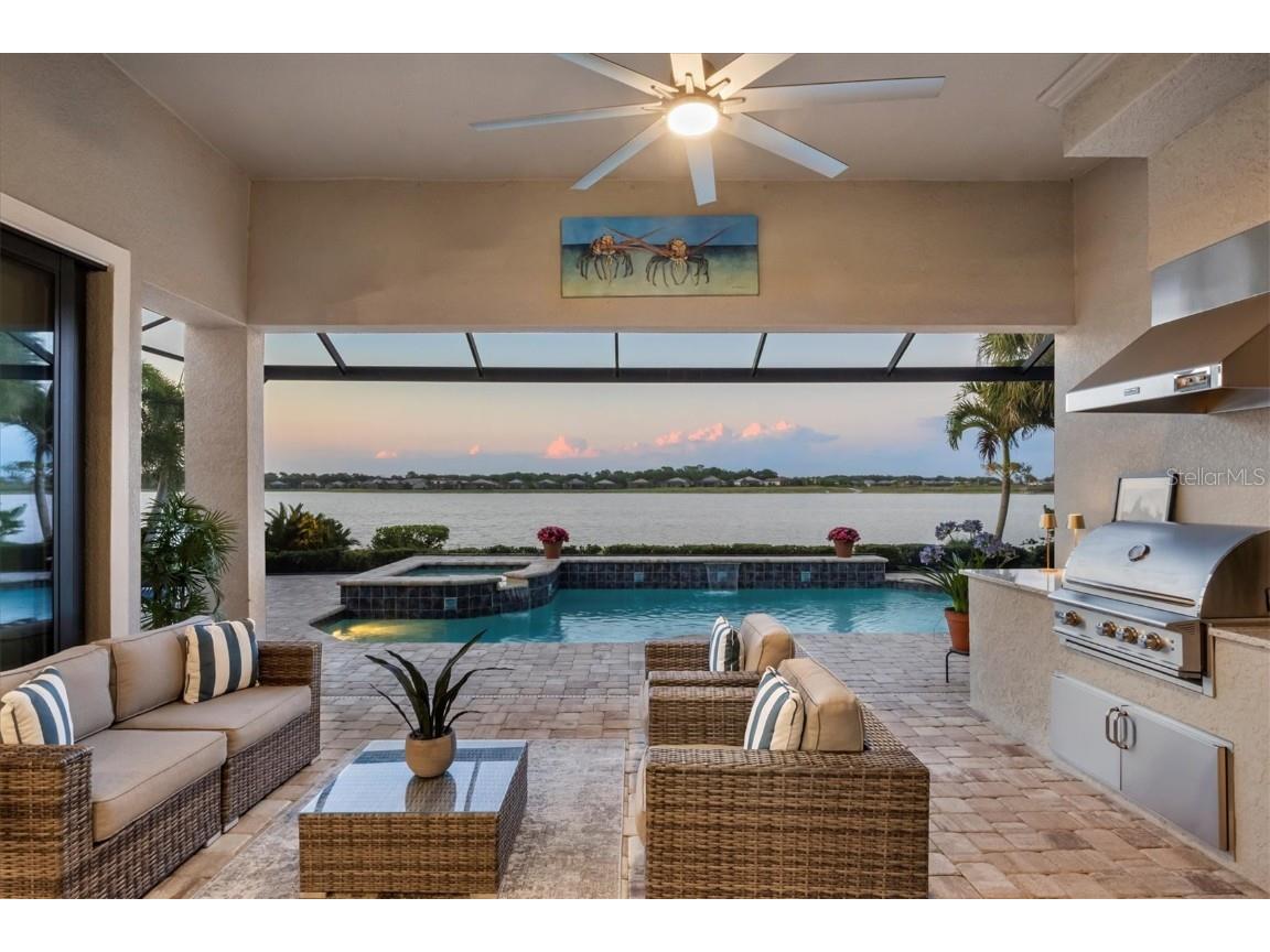 7888 Grande Shores Drive Sarasota FL 34240 A4609258 image1