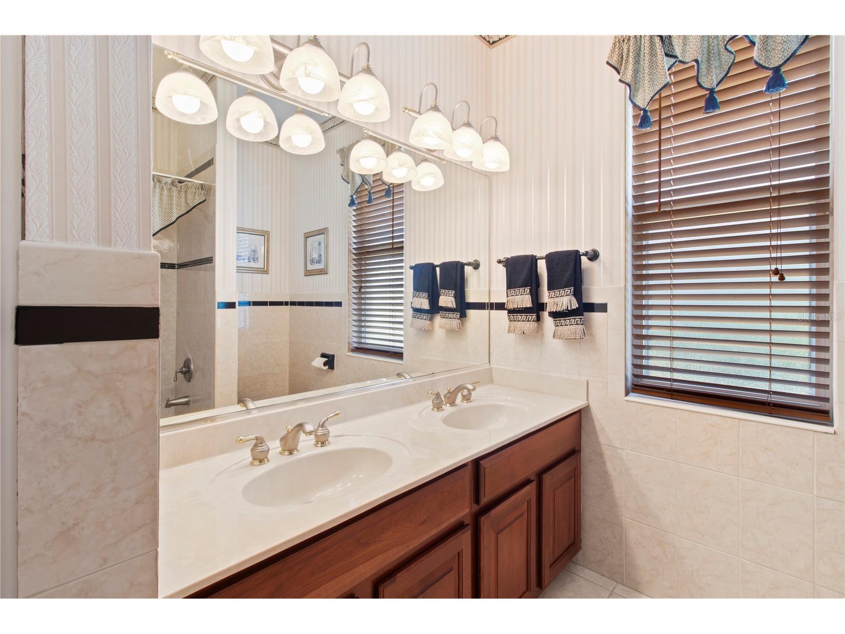 7891 Kavanagh Court Sarasota FL 34240 A4682445 image39
