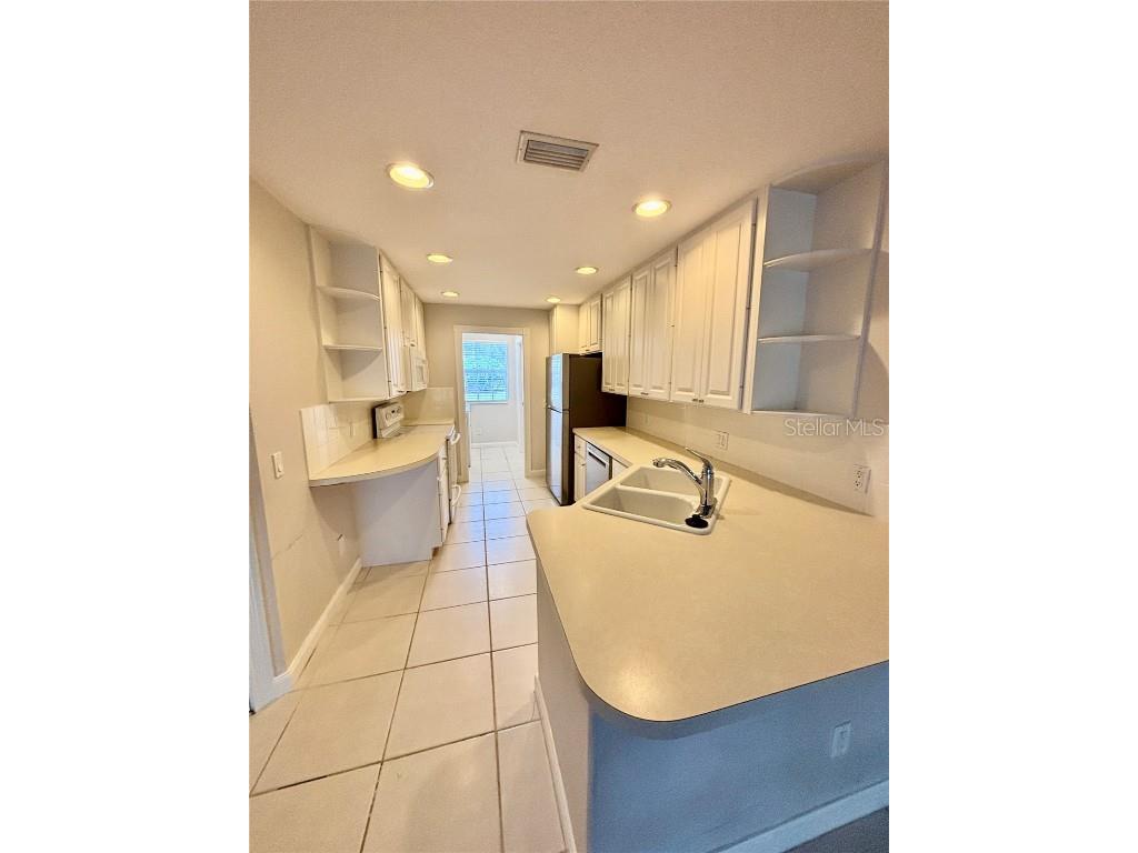 7892 Farina Court Sarasota FL 34238 A4668371 image2