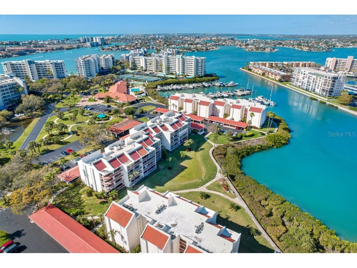 7893 Sailboat Key Boulevard S #202 South Pasadena FL 33707 - BOCA CIEGA BAY U8190979 image1