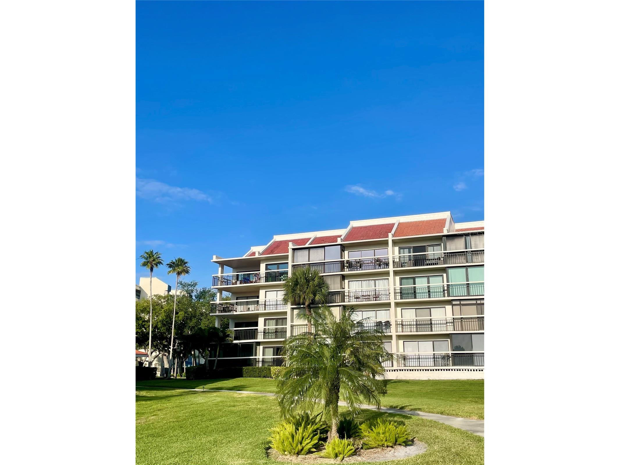 7893 Sailboat Key Boulevard S #202 South Pasadena FL 33707 - BOCA CIEGA BAY TB8498835 image1