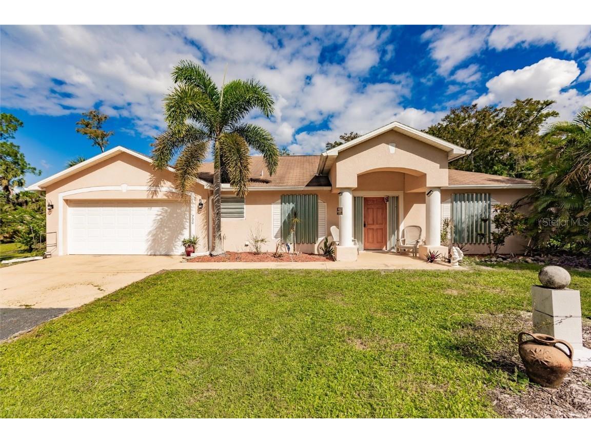 790 17th Street NW Naples FL 34120 T3482575 image1