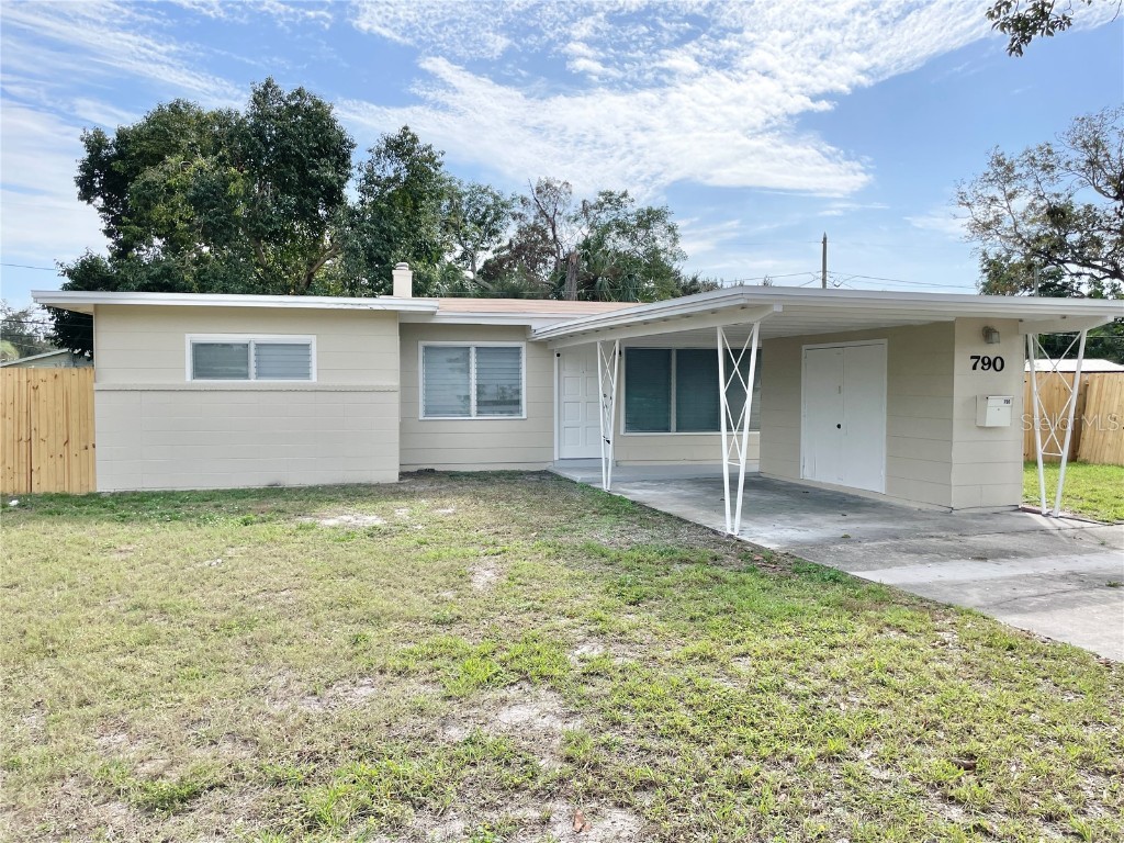 790 63rd Avenue S Saint Petersburg FL 33705 U8185115 image1