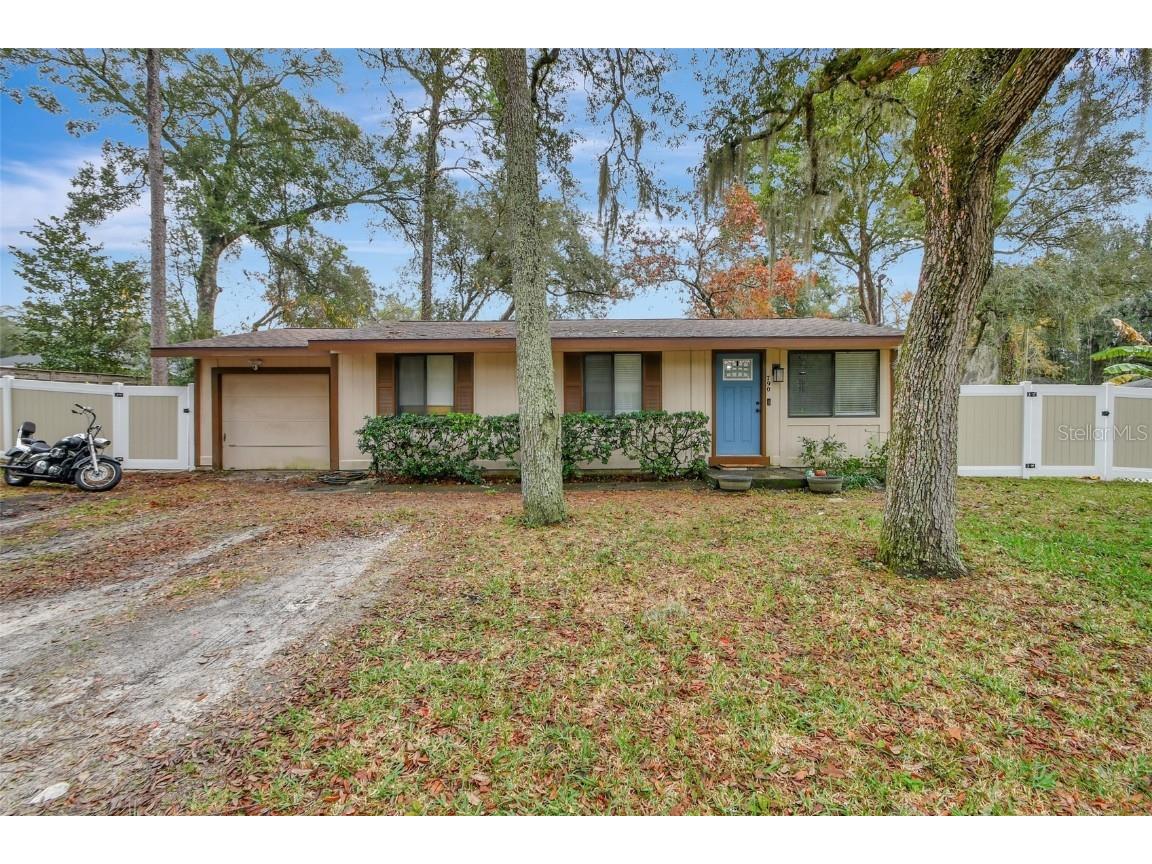 790 Bishop Avenue Orange City FL 32763 V4934132 image1