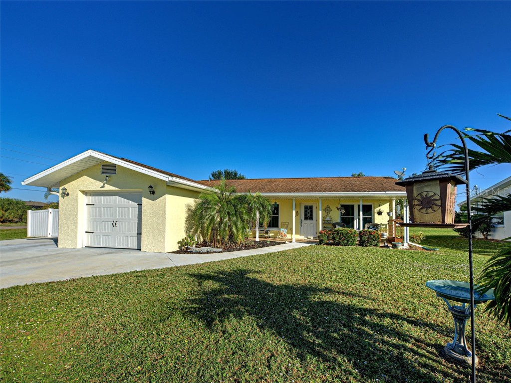 790 Coral Way Englewood FL 34223 D6144548 image1