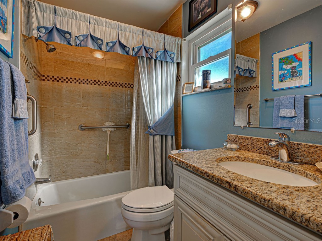 790 Coral Way Englewood FL 34223 D6144548 image18