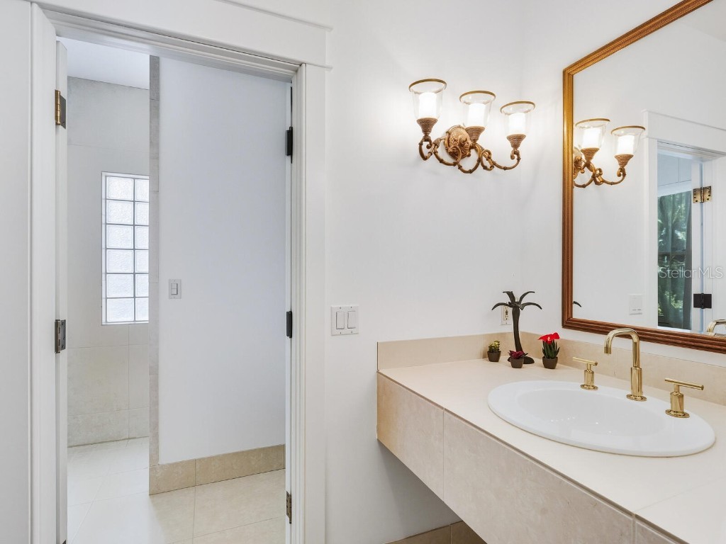 790 N Manasota Key Road Englewood FL 34223 - GULF AND INTERCOASTAL WATERWAY A4666136 image60