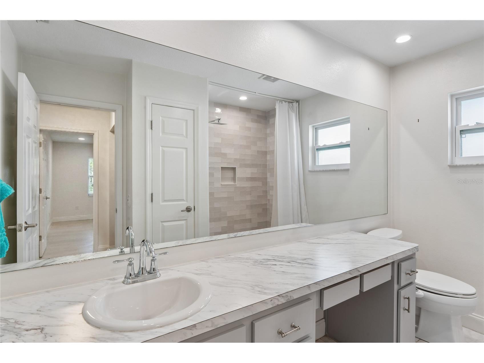 7900 Cayuga Drive New Port Richey FL 34653 W7885471 image27