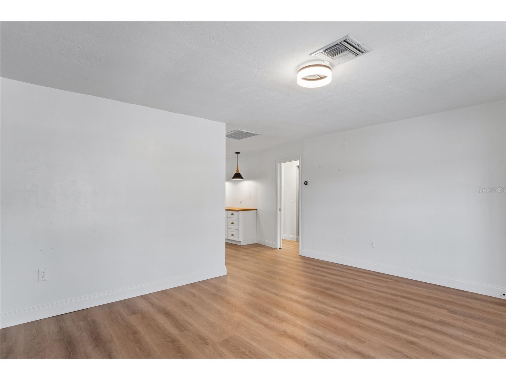 7900 Cayuga Drive New Port Richey FL 34653 W7885471 image5