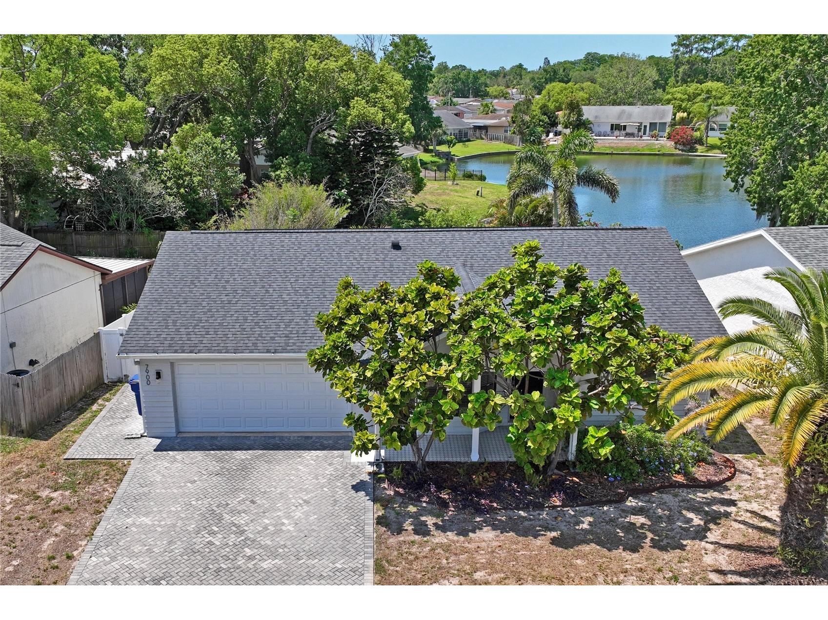 7900 Cayuga Drive New Port Richey FL 34653 W7885471 image54