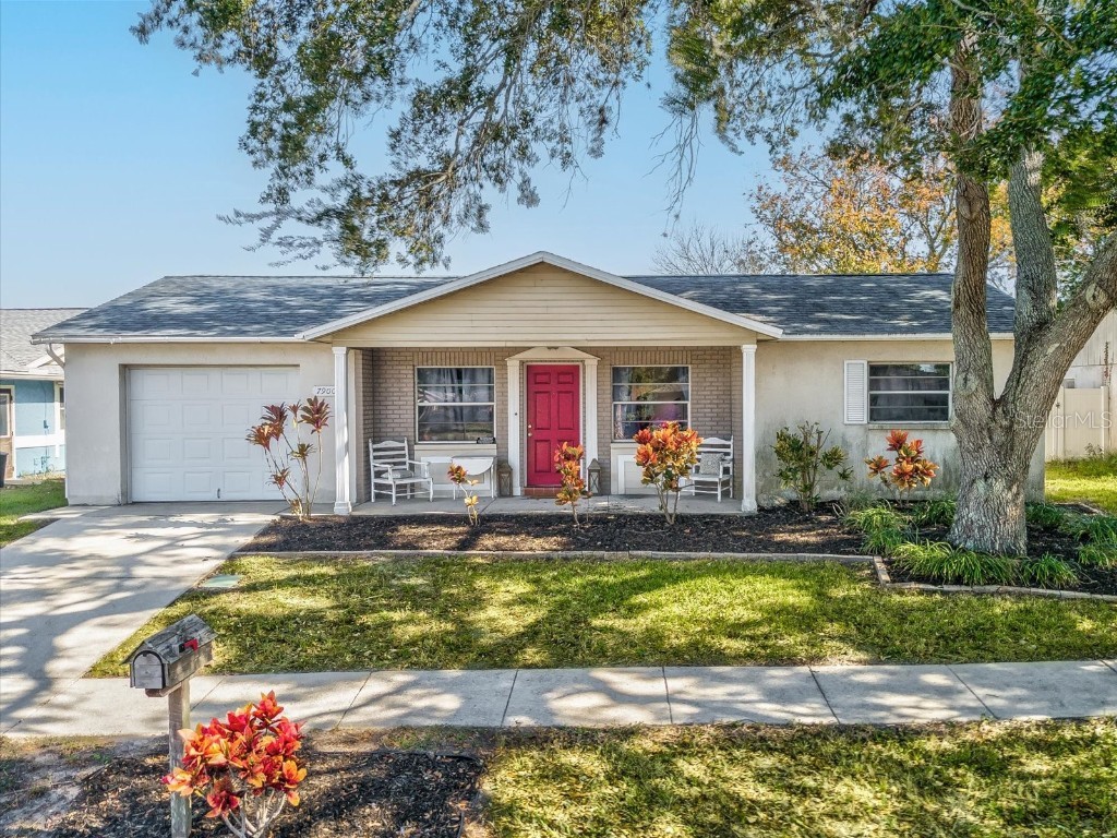 7900 Dundee Drive New Port Richey FL 34653 W7860561 image1