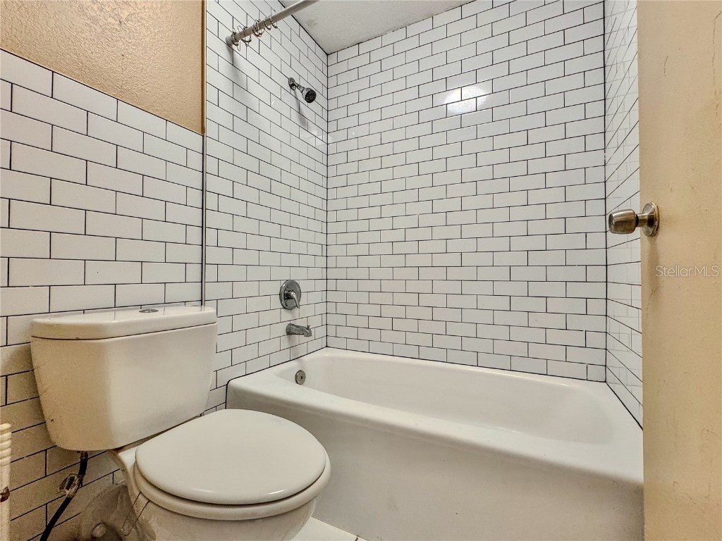 7900 S Orange Blossom Trail Orlando FL 32809 O6366206 image9