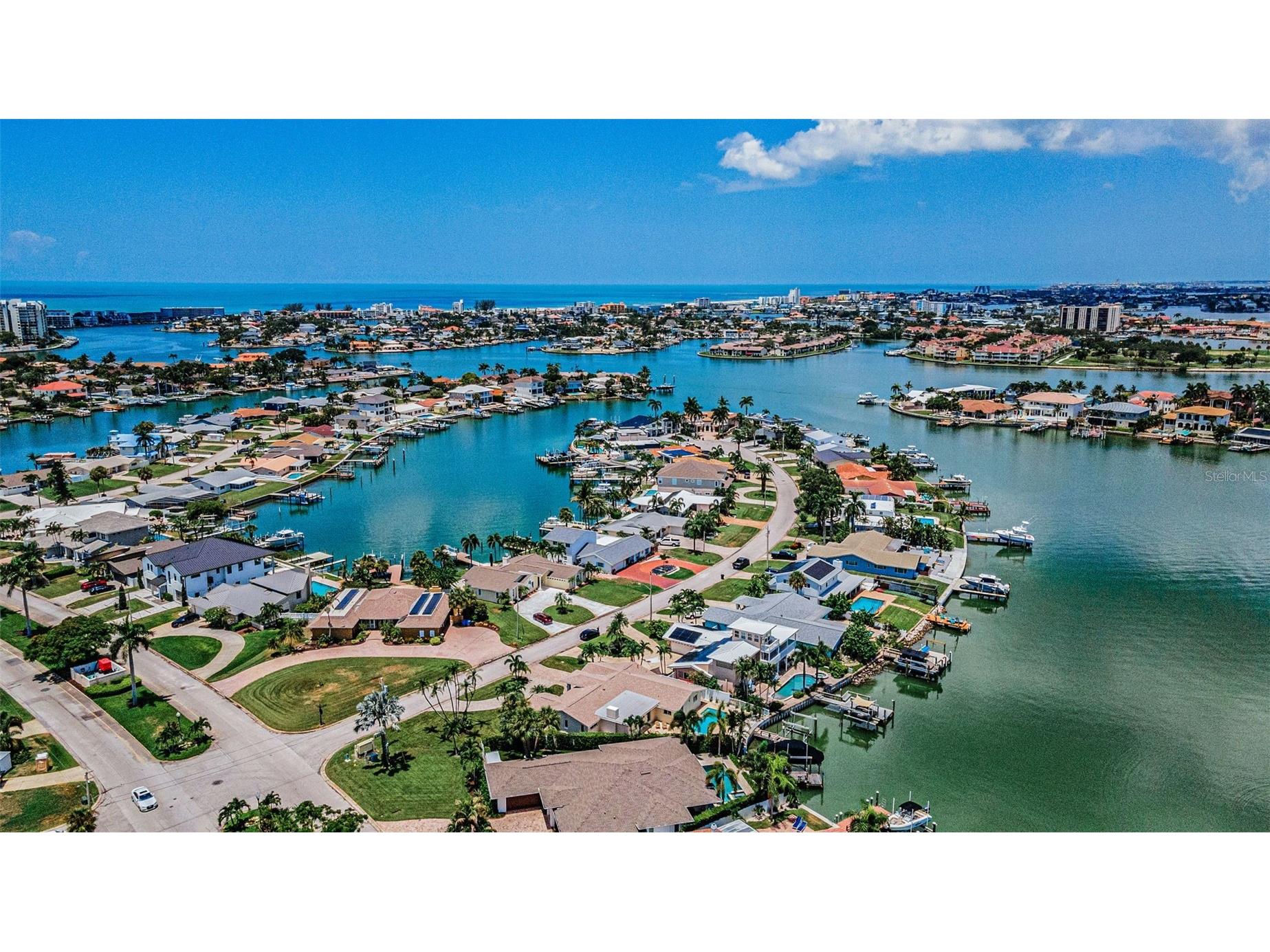7901 10th Avenue S Saint Petersburg FL 33707 - BOCA CIEGA BAY TB8531458 image1