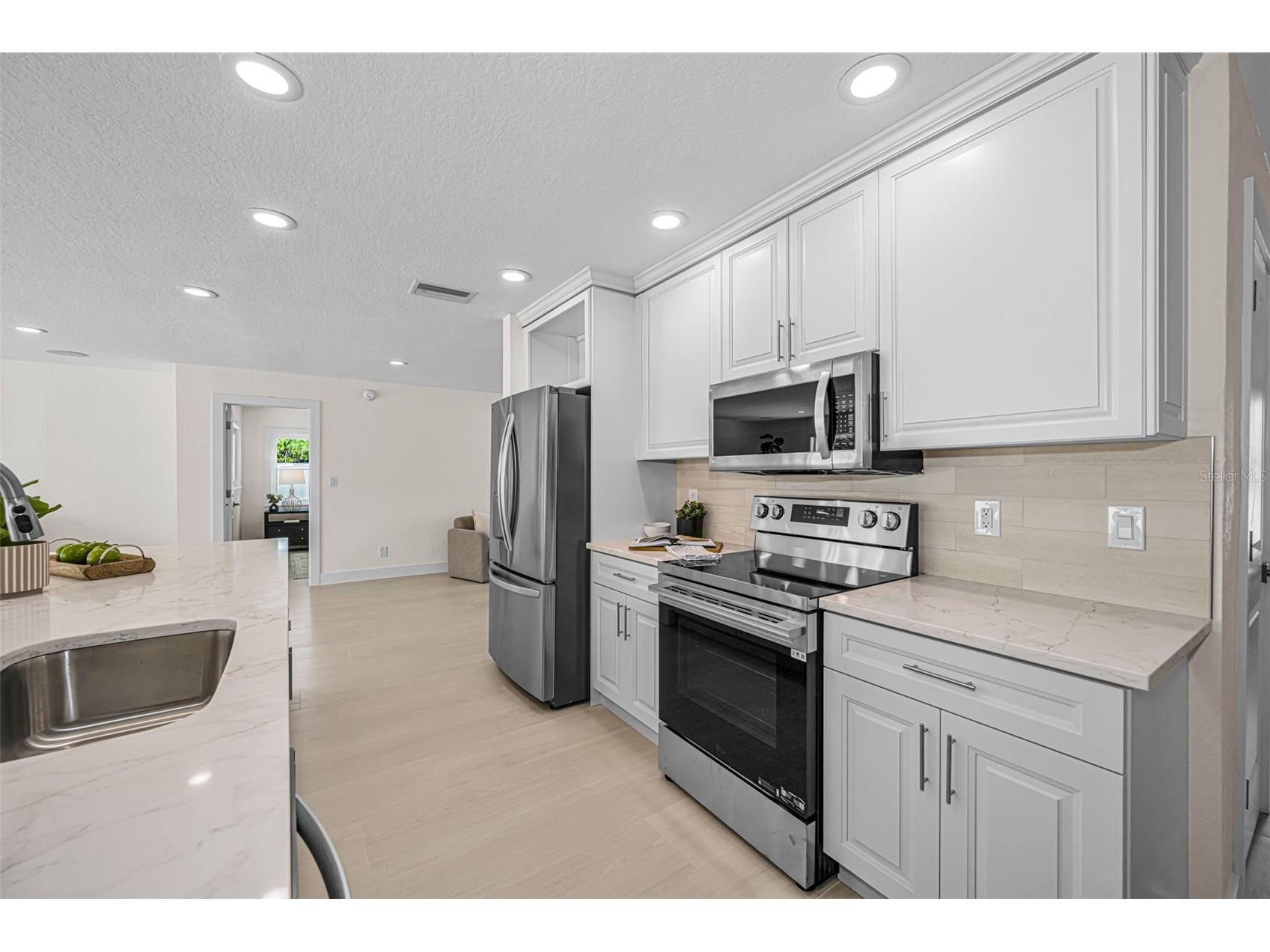 7901 10th Avenue S Saint Petersburg FL 33707 - BOCA CIEGA BAY TB8531458 image31