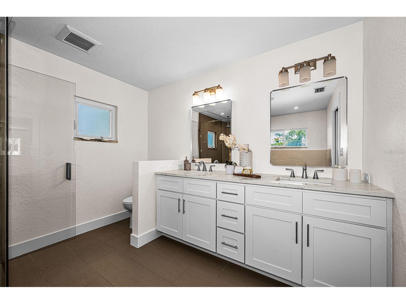 7901 10th Avenue S Saint Petersburg FL 33707 - BOCA CIEGA BAY TB8531458 image47