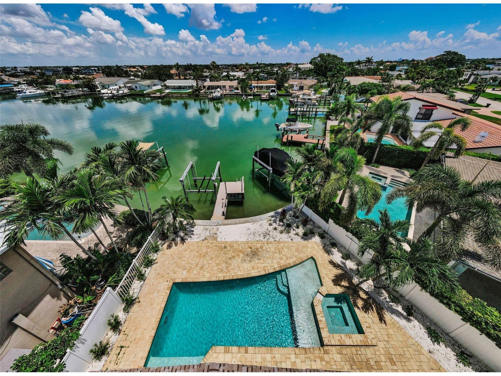 7901 10th Avenue S Saint Petersburg FL 33707 - BOCA CIEGA BAY TB8531458 image64