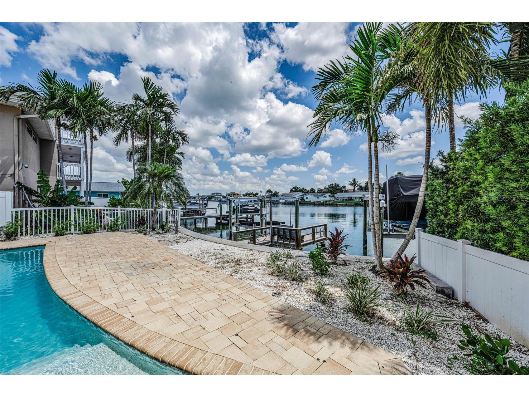 7901 10th Avenue S Saint Petersburg FL 33707 - BOCA CIEGA BAY TB8531458 image71
