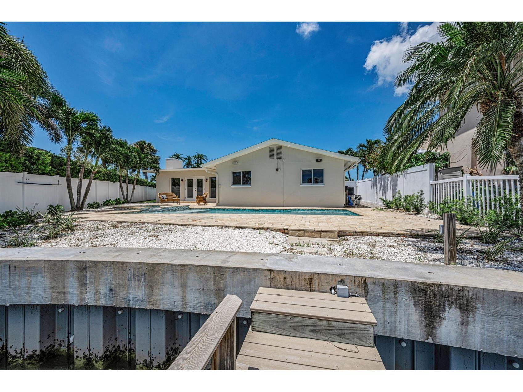 7901 10th Avenue S Saint Petersburg FL 33707 - BOCA CIEGA BAY TB8531458 image83