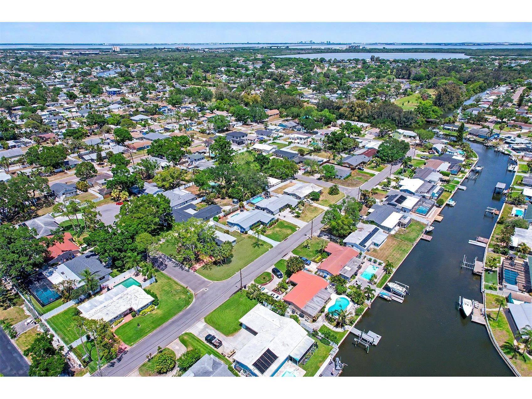 7901 3rd Street N Saint Petersburg FL 33702 TB8501705 image24