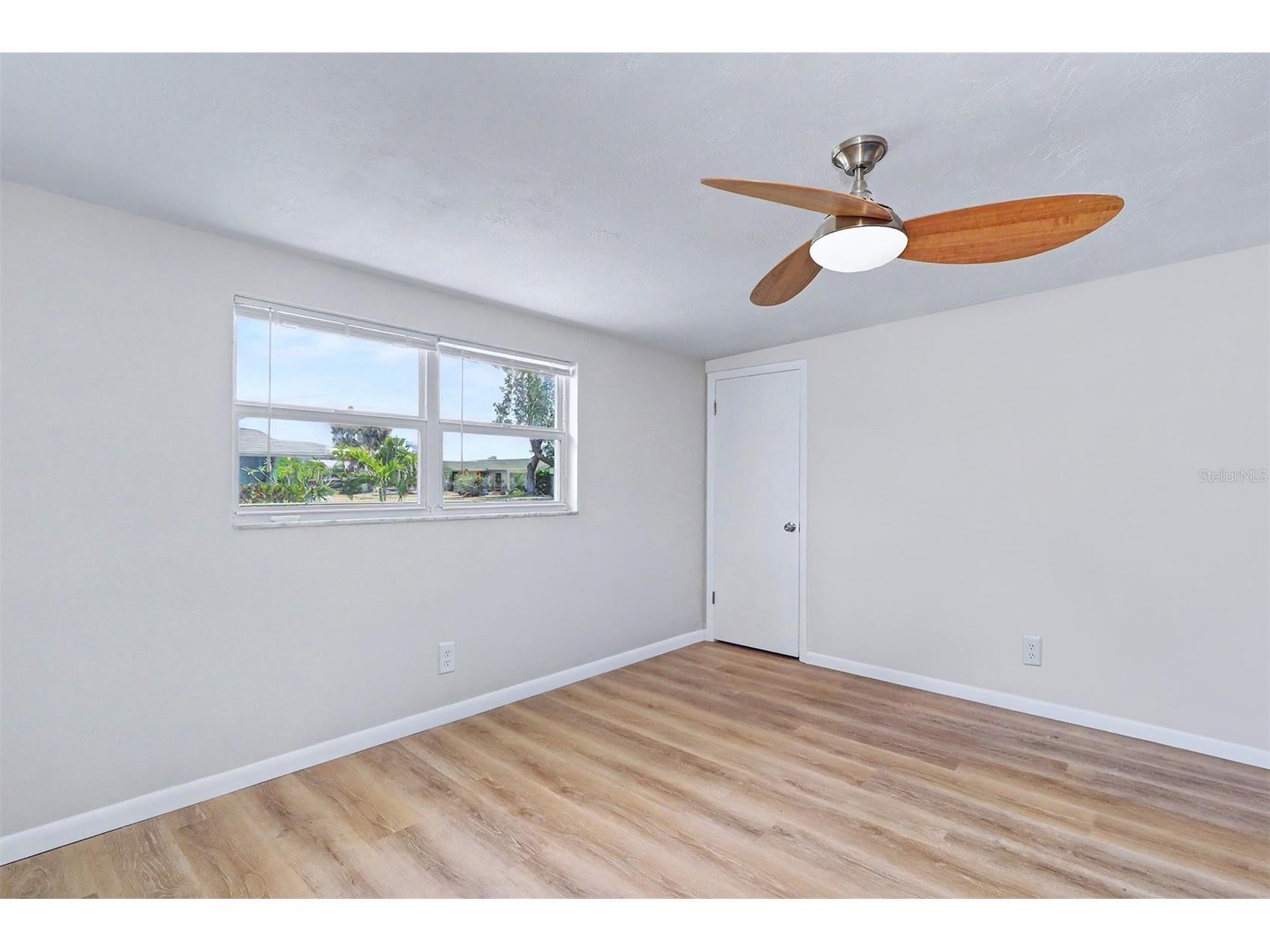 7901 3rd Street N Saint Petersburg FL 33702 TB8501705 image29