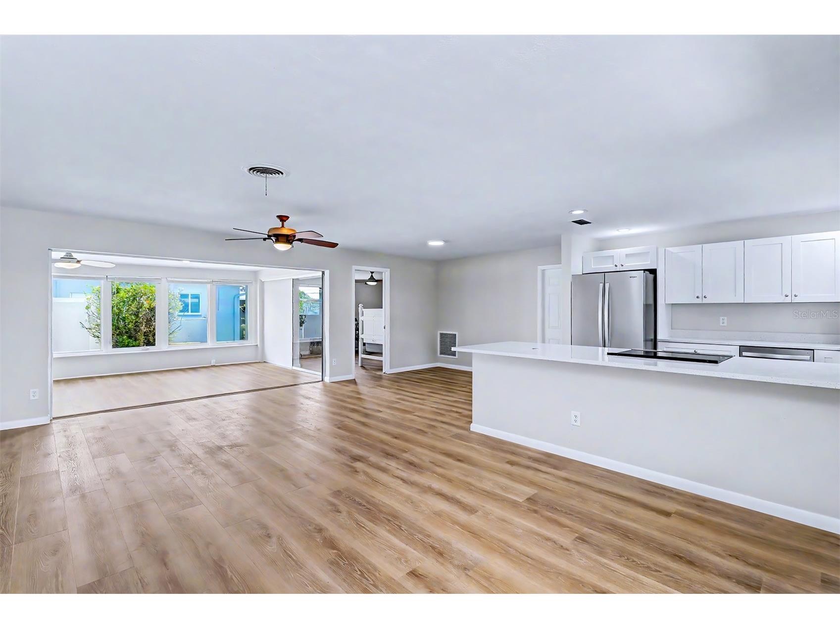 7901 3rd Street N Saint Petersburg FL 33702 TB8501705 image34