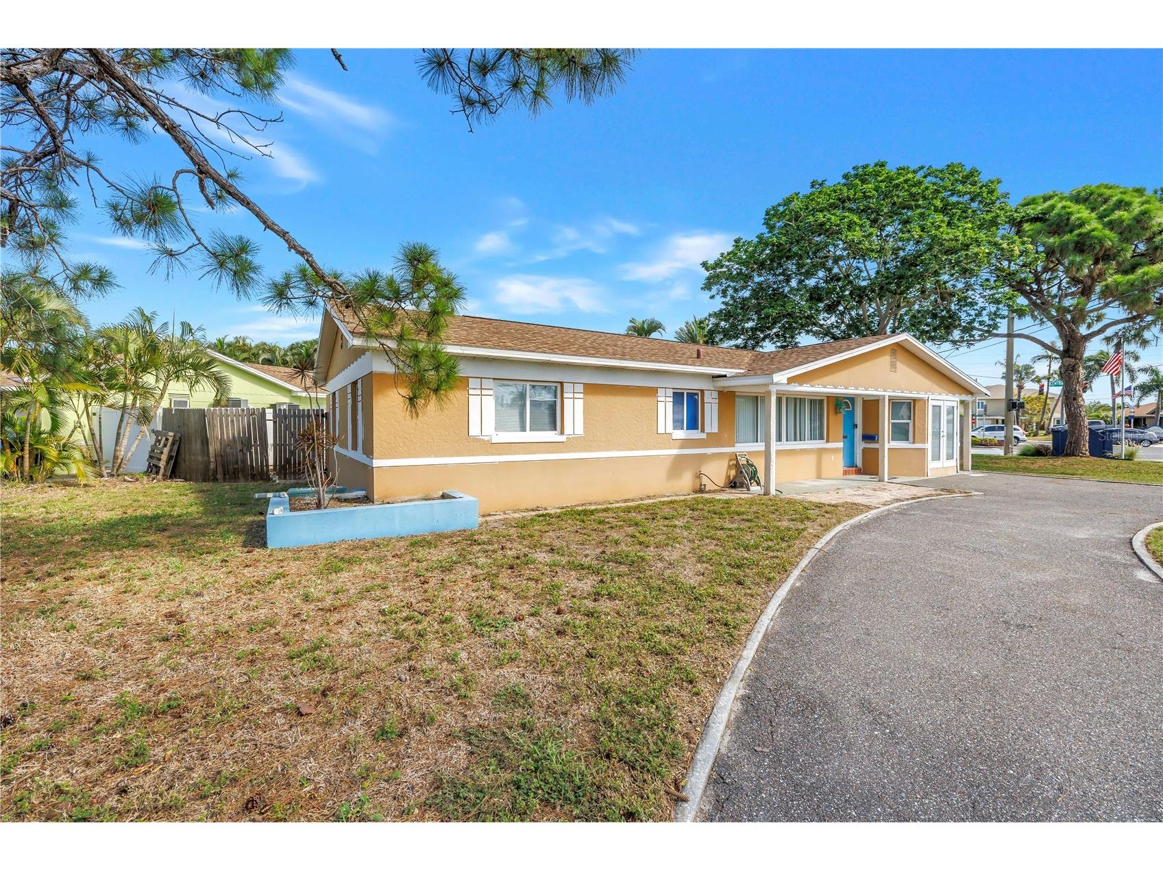 7901 Causeway Boulevard S Saint Petersburg FL 33707 TB8517212 image1