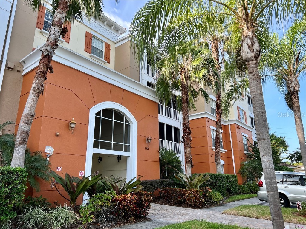 7901 Seminole Boulevard #1202 Seminole FL 33772 U8139435 image1