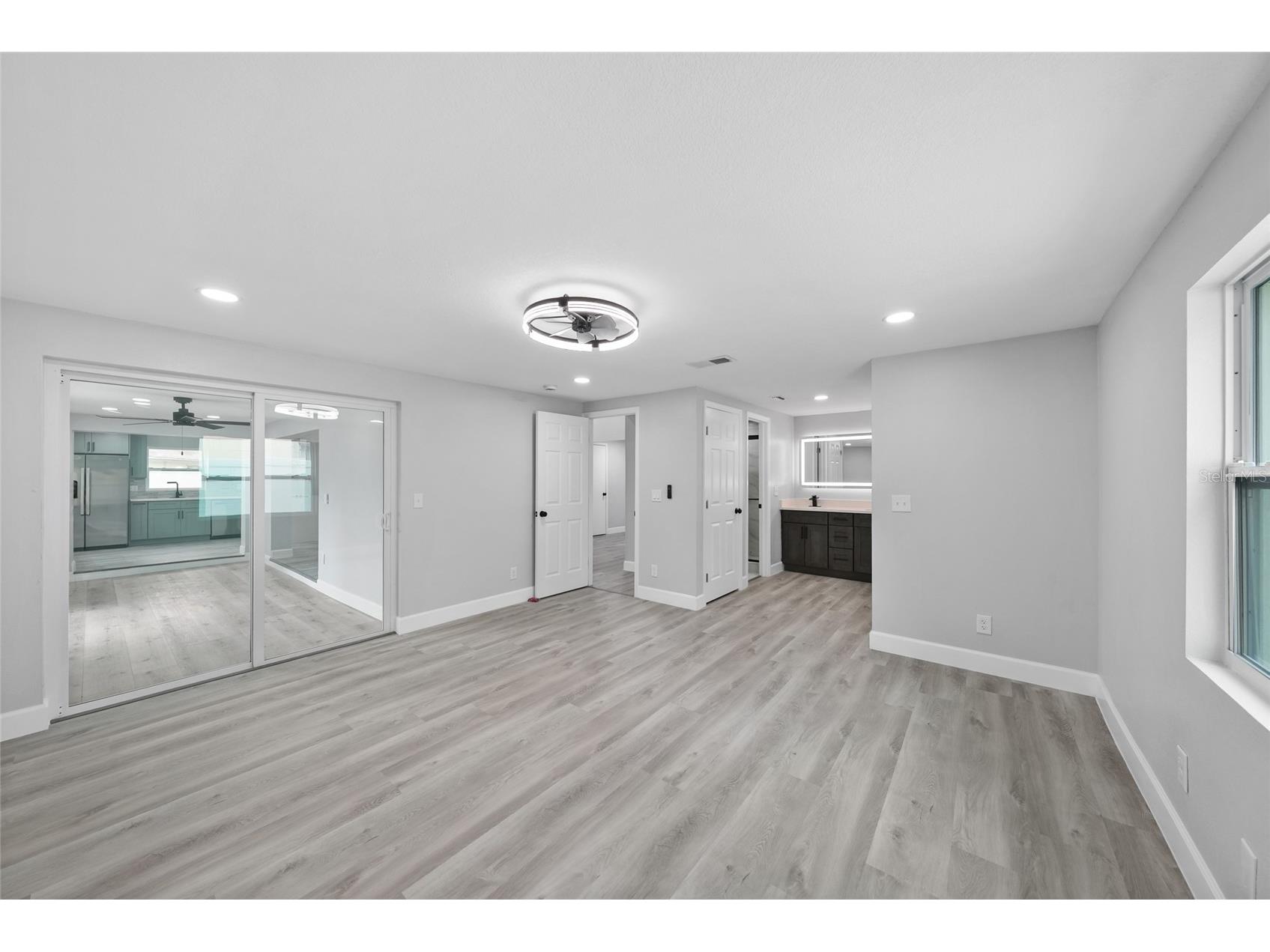 7901 Timberlane West Drive Tampa FL 33615 TB8527527 image10