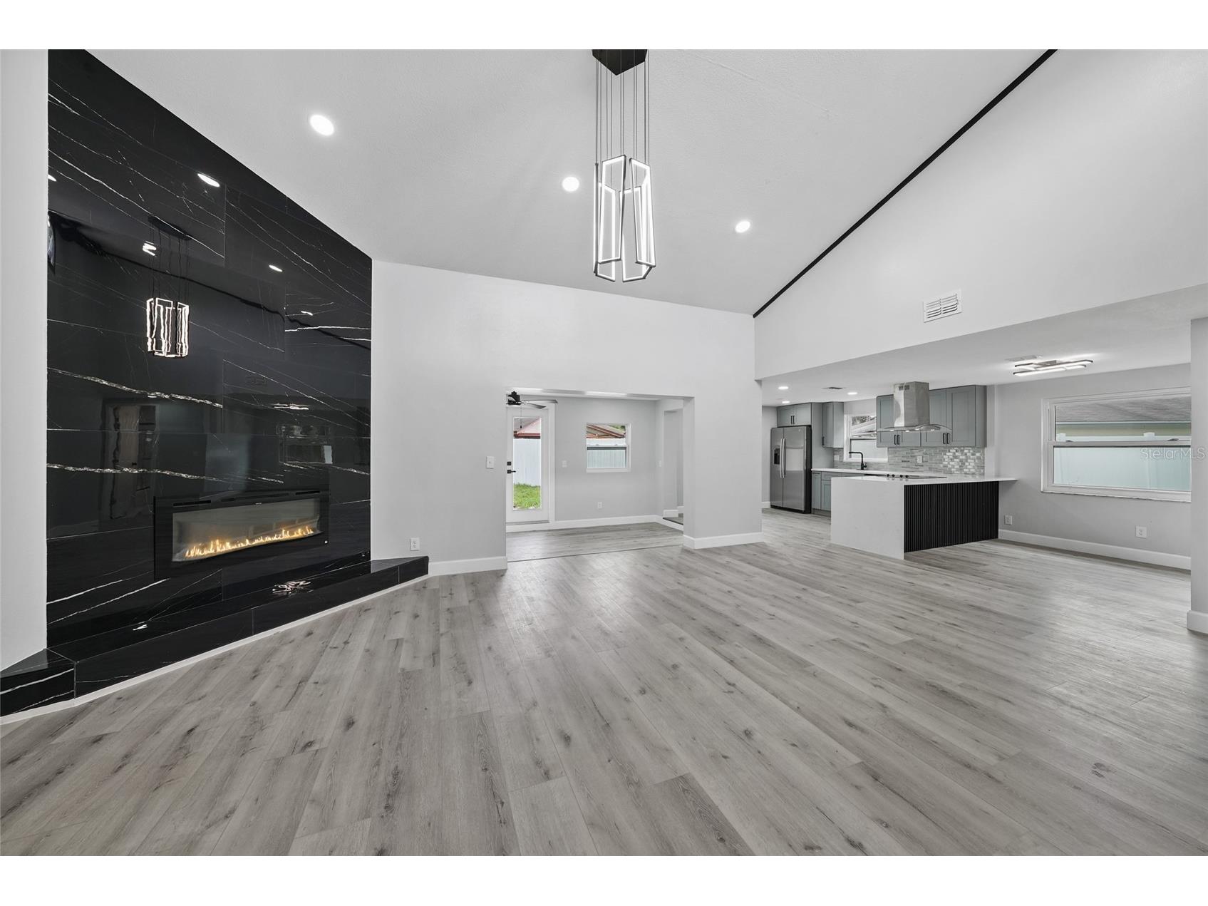 7901 Timberlane West Drive Tampa FL 33615 TB8527527 image3