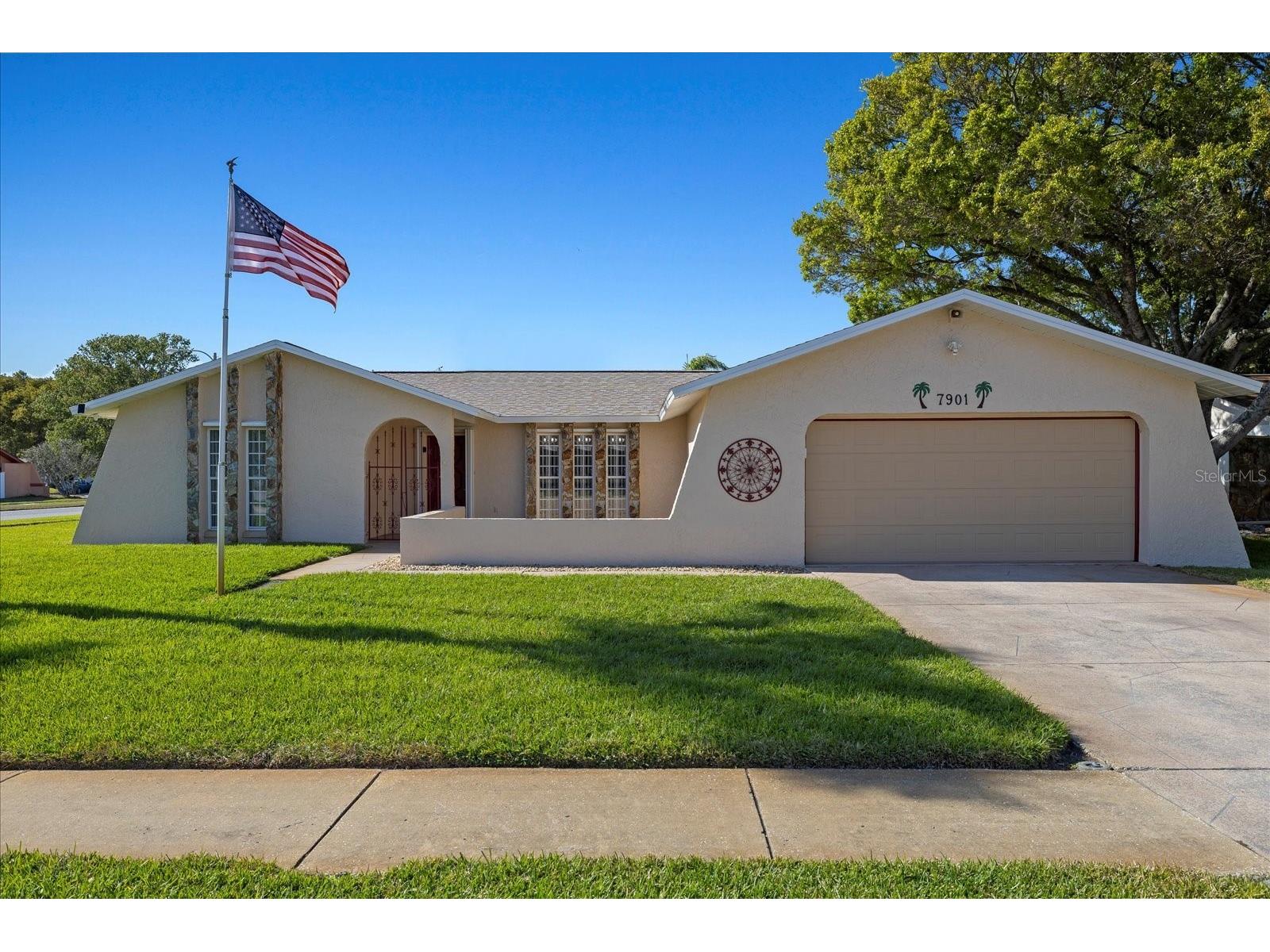 7901 Willow Brook Court Hudson FL 34667 W7880542 image1