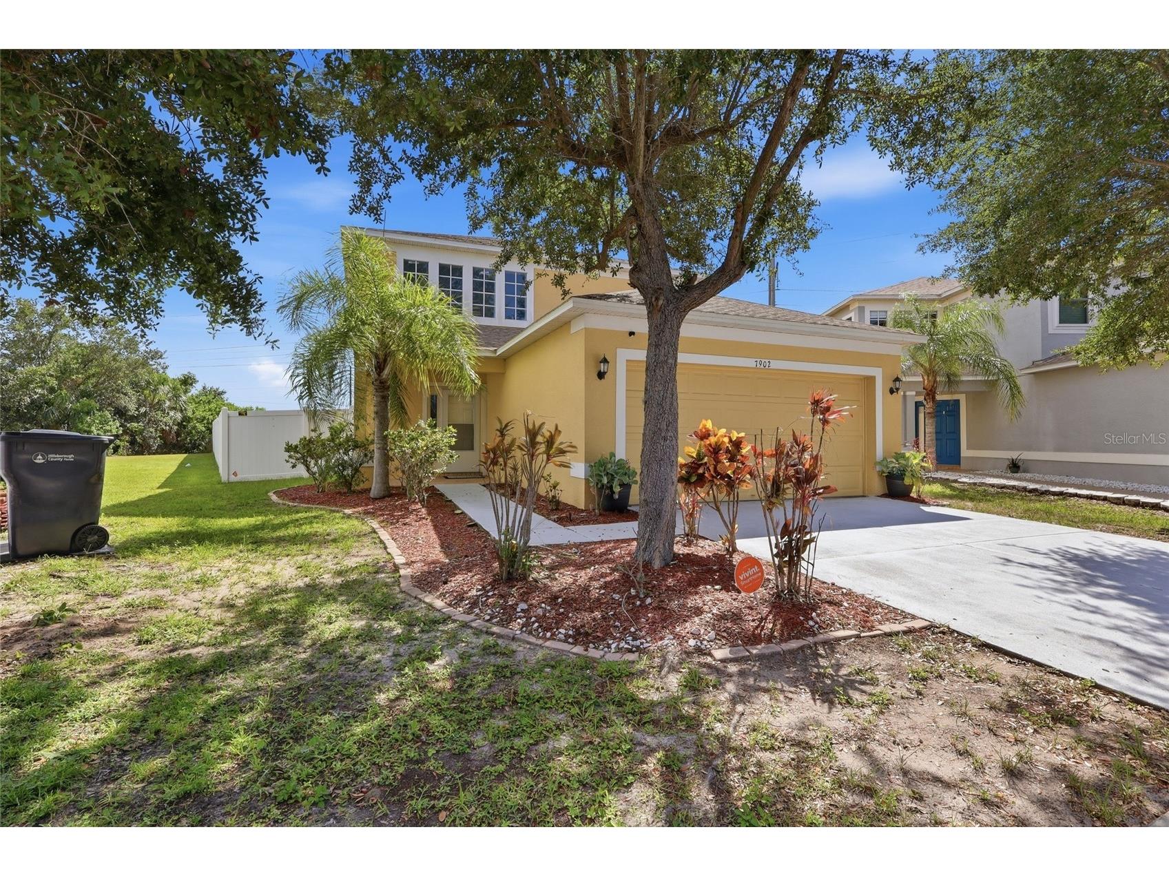 7902 Carriage Pointe Dr Gibsonton FL 33534 TB8523872 image1