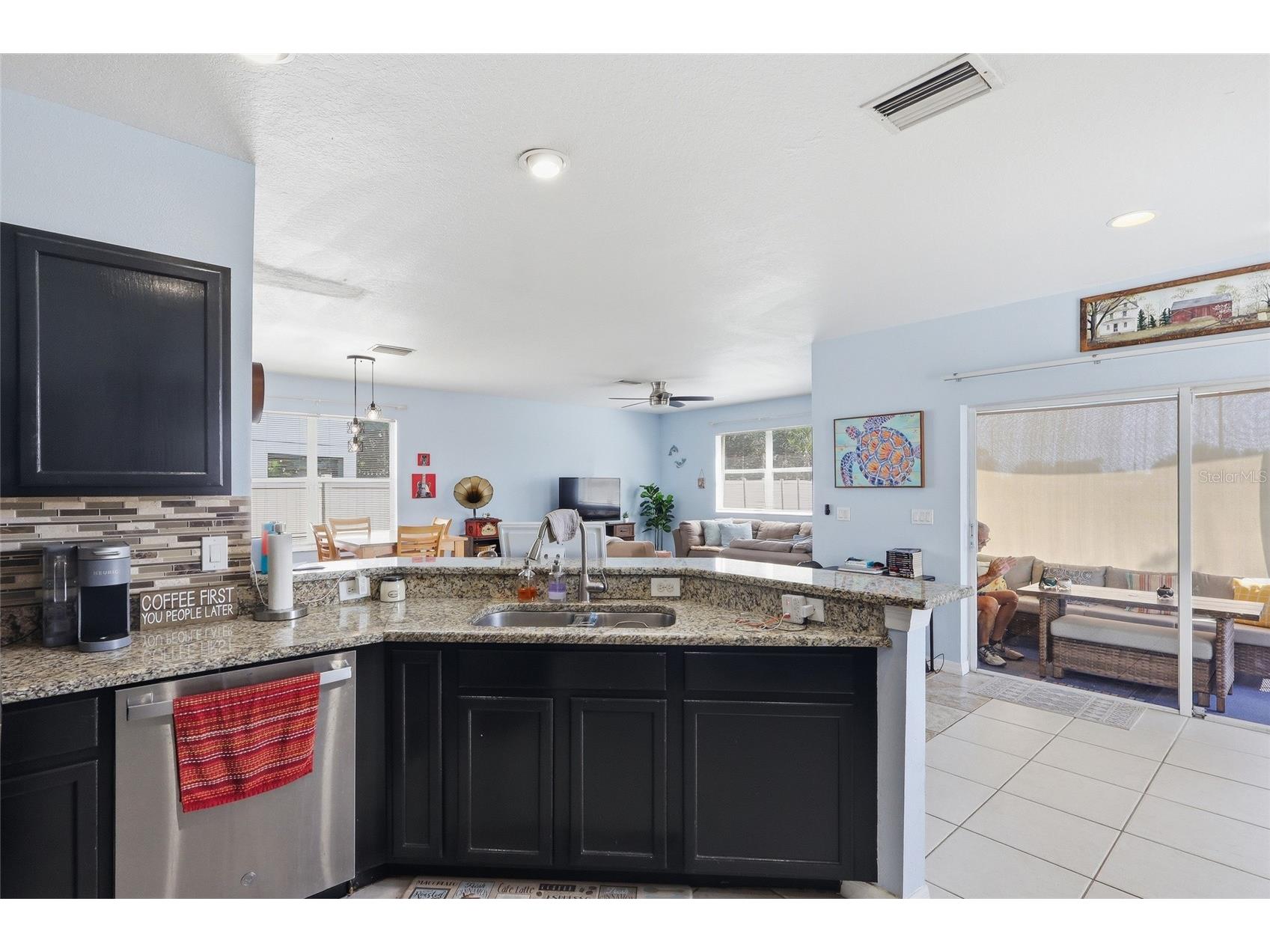7902 Carriage Pointe Dr Gibsonton FL 33534 TB8523872 image11
