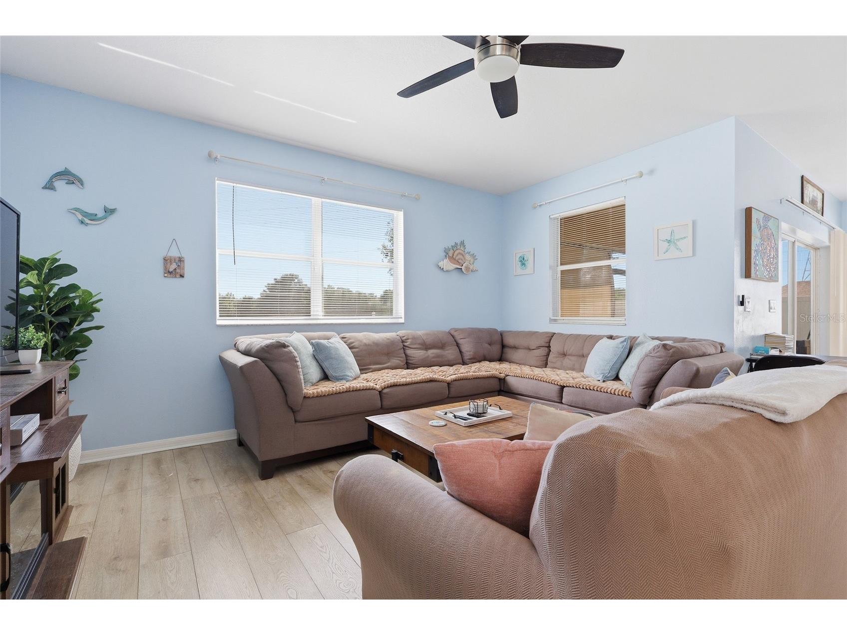 7902 Carriage Pointe Dr Gibsonton FL 33534 TB8523872 image6
