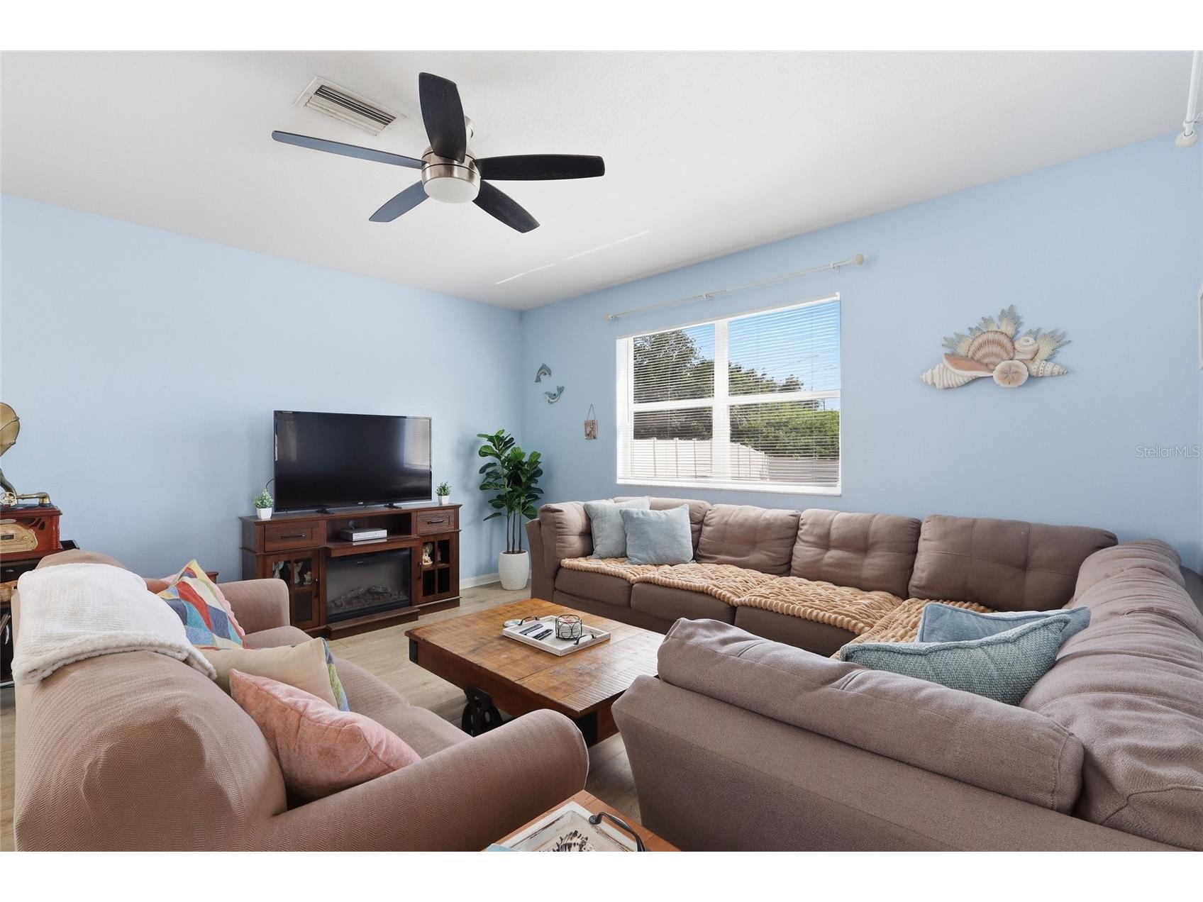 7902 Carriage Pointe Dr Gibsonton FL 33534 TB8523872 image7